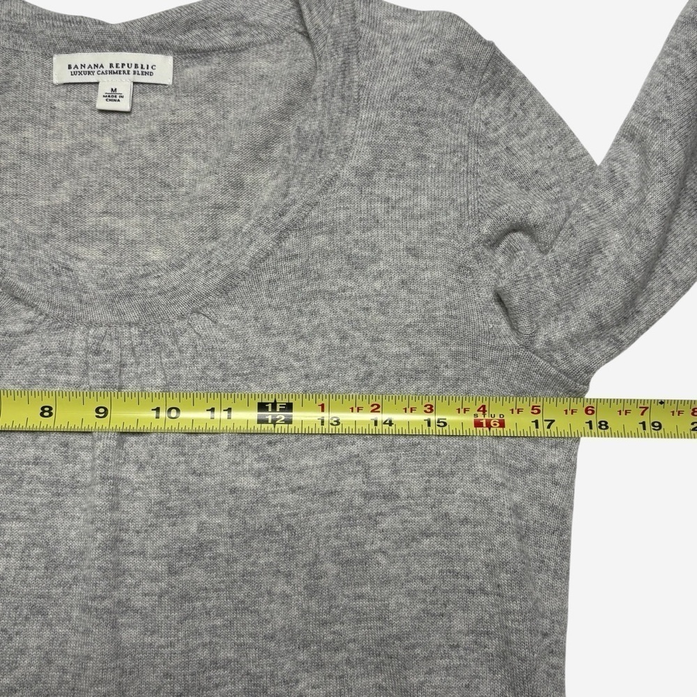 Banana Republic Luxury Cashmere Wool Blend Sweater - Picture 5 of 11